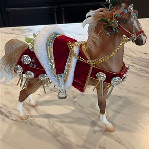 Breyer Holiday Horse